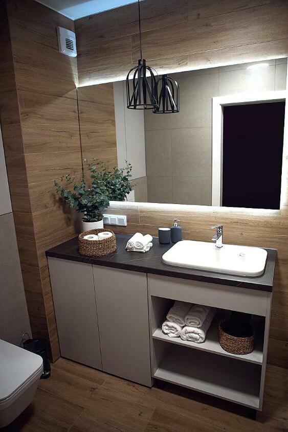 Concept Red Apartment Краков Экстерьер фото