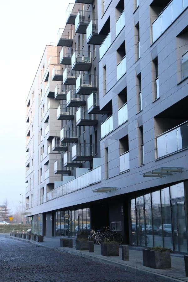 Concept Red Apartment Краков Экстерьер фото